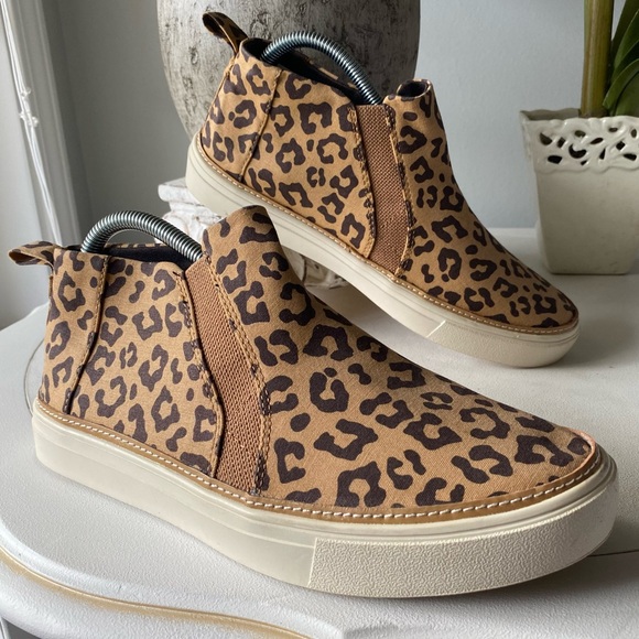 Toms Shoes - TOMS Bryce Leopard Cheetah Slip On Sneakers Shoes Casual Womens 8.5